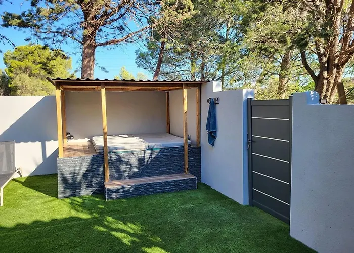 Jacuzzi * Narbonne