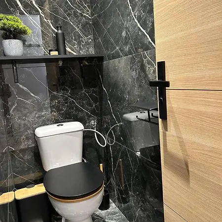 Apartment Jacuzzi Narbonne